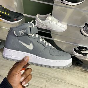 Air Force one Mid NYC